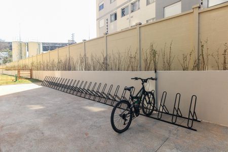 Apartamento para alugar com 27m², 1 quarto e sem vaga Apartamento para alugar com 27m², 1 quarto e sem vagaÁrea Comum - Bicicletário