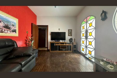 Sala de casa à venda com 6 quartos, 527m² em Monsenhor Messias, Belo Horizonte