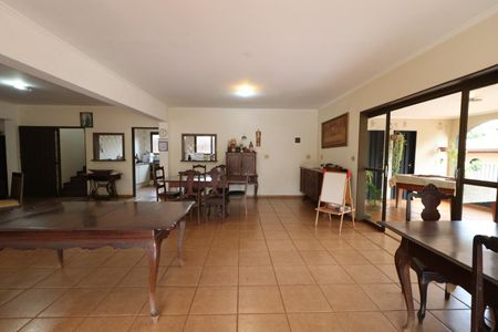 Casa para alugar com 560m², 7 quartos e 8 vagasÁrea comum