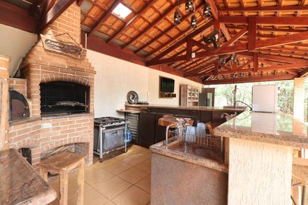 Casa para alugar com 560m², 7 quartos e 8 vagasÁrea gourmet