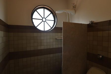 Casa para alugar com 560m², 7 quartos e 8 vagasBanheiro da Suíte 4