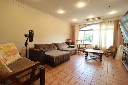 Sala de casa para alugar com 7 quartos, 560m² em Republica, Ribeirão Preto