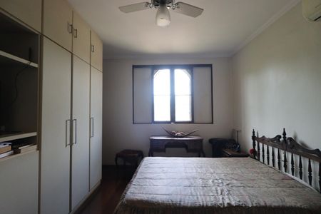 Casa para alugar com 560m², 7 quartos e 8 vagasSuíte 2