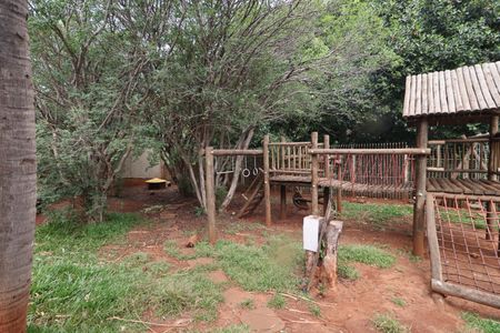 Casa para alugar com 560m², 7 quartos e 8 vagasPlayground