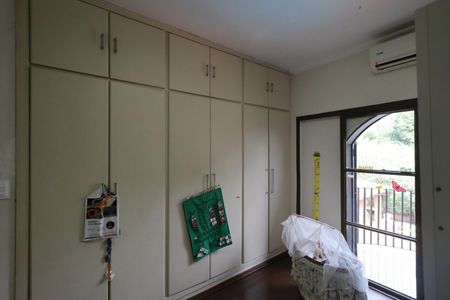 Casa para alugar com 560m², 7 quartos e 8 vagasSuíte 3