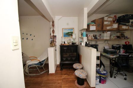 Corredor de apartamento à venda com 2 quartos, 119m² em Irajá, Rio de Janeiro