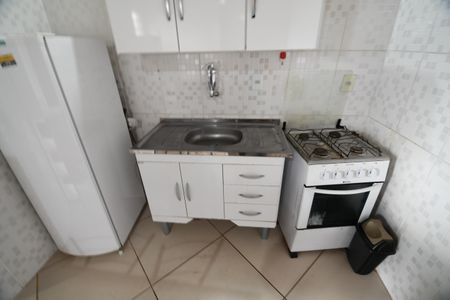 Cozinha de kitnet/studio para alugar com 1 quarto, 25m² em Cidade Universitária, Campinas