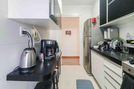 Apartamento à venda com 65m², 3 quartos e 1 vaga Apartamento à venda com 65m², 3 quartos e 1 vagaCozinha e Área de Serviço