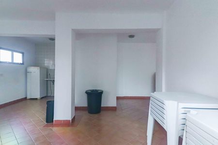 Apartamento à venda com 65m², 3 quartos e 1 vaga Apartamento à venda com 65m², 3 quartos e 1 vagaÁrea comum - Salão de festas