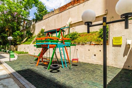 Apartamento à venda com 65m², 3 quartos e 1 vaga Apartamento à venda com 65m², 3 quartos e 1 vagaÁrea comum - Playground