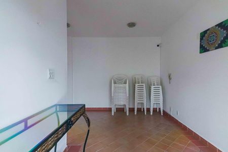 Apartamento à venda com 65m², 3 quartos e 1 vaga Apartamento à venda com 65m², 3 quartos e 1 vagaÁrea comum - Salão de festas