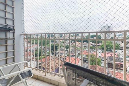 Apartamento à venda com 65m², 3 quartos e 1 vaga Apartamento à venda com 65m², 3 quartos e 1 vagaVaranda
