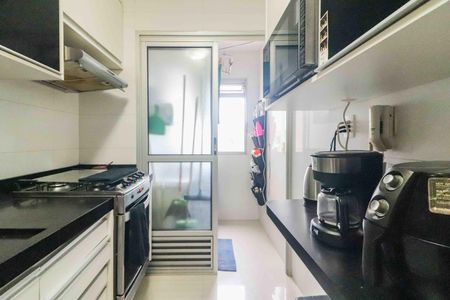 Apartamento à venda com 65m², 3 quartos e 1 vaga Apartamento à venda com 65m², 3 quartos e 1 vagaCozinha e Área de Serviço