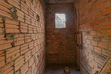 Banheiro de apartamento à venda com 1 quarto, 69m² em Cascata, Porto Alegre