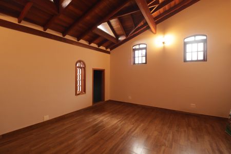Casa para alugar com 500m², 3 quartos e 3 vagasSala 2