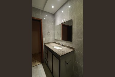 Casa para alugar com 500m², 3 quartos e 3 vagasBanheiro 1