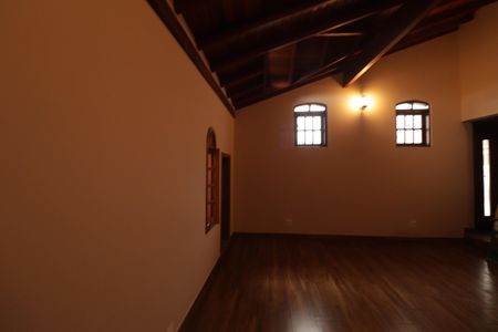 Casa para alugar com 500m², 3 quartos e 3 vagasSala 2