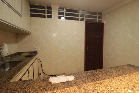 Casa para alugar com 500m², 3 quartos e 3 vagasCozinha