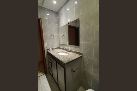 Casa para alugar com 500m², 3 quartos e 3 vagasBanheiro 2