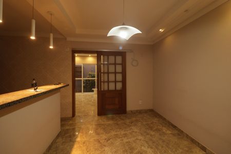 Sala de casa para alugar com 3 quartos, 230m² em Vila Ana, Jundiaí