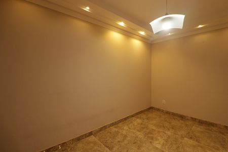 Casa para alugar com 500m², 3 quartos e 3 vagasSala