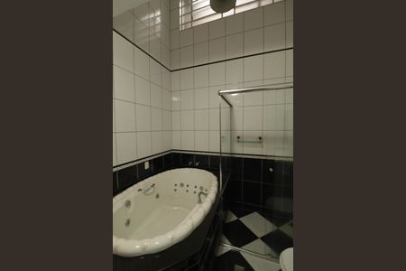 Casa para alugar com 500m², 3 quartos e 3 vagasBanheiro da Suíte