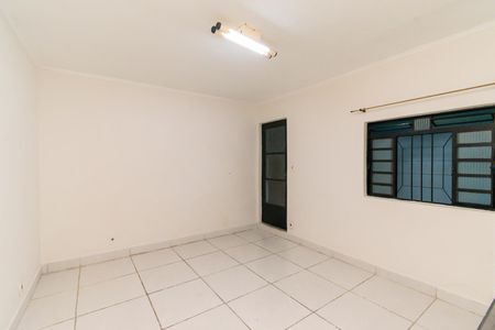 Sala de casa para alugar com 1 quarto, 40m² em Vila Ester, São Paulo