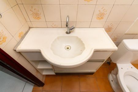 Banheiro de casa para alugar com 1 quarto, 40m² em Vila Ester, São Paulo