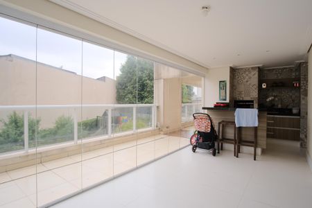 Apartamento para alugar com 153m², 3 quartos e 2 vagasVaranda