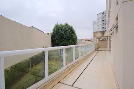 Apartamento para alugar com 153m², 3 quartos e 2 vagasVaranda 2