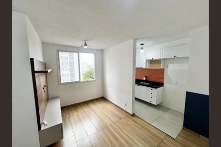Sala de apartamento para alugar com 2 quartos, 43m² em Loteamento City Jaragua, São Paulo