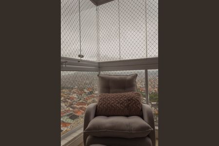 Apartamento à venda com 128m², 3 quartos e 3 vagas Apartamento à venda com 128m², 3 quartos e 3 vagasVaranda