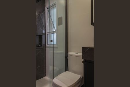 Apartamento à venda com 128m², 3 quartos e 3 vagas Apartamento à venda com 128m², 3 quartos e 3 vagasBanheiro 2