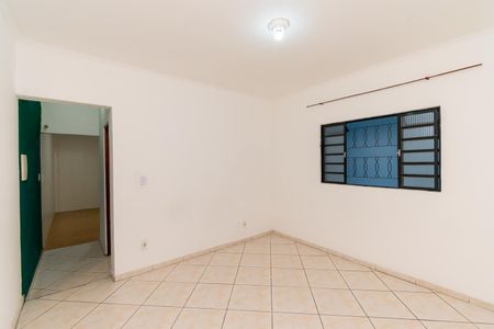 Quarto  de casa para alugar com 1 quarto, 40m² em Vila Ester, São Paulo