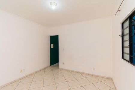 Quarto de casa para alugar com 1 quarto, 40m² em Vila Ester, São Paulo