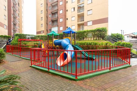 Apartamento à venda com 49m², 2 quartos e 1 vaga Apartamento à venda com 49m², 2 quartos e 1 vagaÁrea comum - Playground