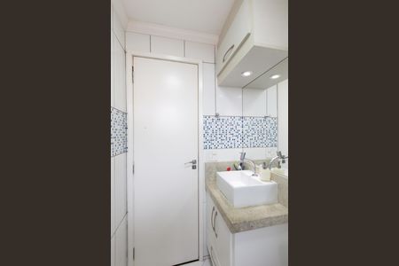 Apartamento à venda com 49m², 2 quartos e 1 vaga Apartamento à venda com 49m², 2 quartos e 1 vagaBanheiro