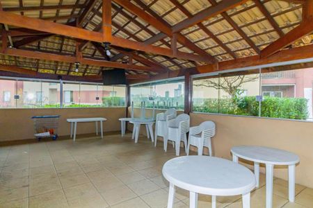 Apartamento à venda com 49m², 2 quartos e 1 vaga Apartamento à venda com 49m², 2 quartos e 1 vagaÁrea comum - Churrasqueira