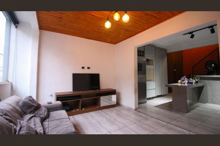 Sala de casa para alugar com 2 quartos, 200m² em Vila Tolstoi, São Paulo