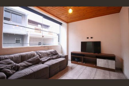 Sala de casa para alugar com 2 quartos, 200m² em Vila Tolstoi, São Paulo