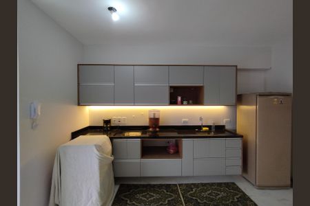 Cozinha - Armários de apartamento à venda com 1 quarto, 38m² em Vila Brasilio Machado, São Paulo
