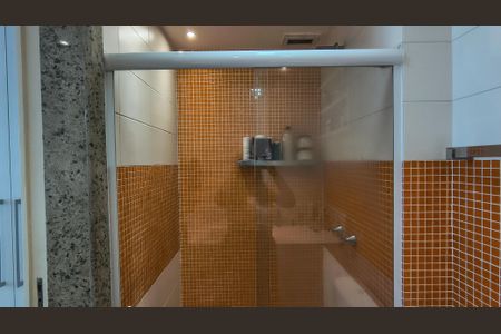 Apartamento para alugar com 113m², 4 quartos e 2 vagas Apartamento para alugar com 113m², 4 quartos e 2 vagasBanheiro da Suíte