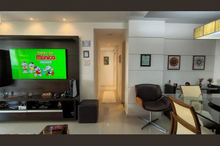 Apartamento para alugar com 113m², 4 quartos e 2 vagas Apartamento para alugar com 113m², 4 quartos e 2 vagasSala