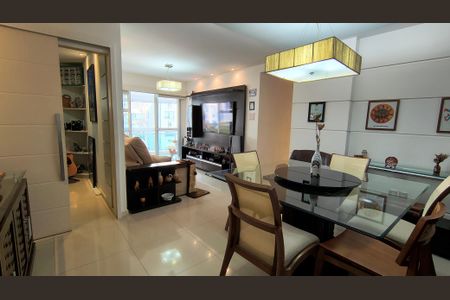 Sala de apartamento para alugar com 4 quartos, 113m² em Recreio dos Bandeirantes, Rio de Janeiro