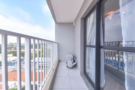 Varanda de kitnet/studio para alugar com 1 quarto, 27m² em Santo Amaro, São Paulo