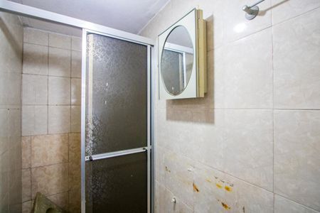 Casa à venda com 125m², 2 quartos e 1 vaga Casa à venda com 125m², 2 quartos e 1 vagaEdícula - Banheiro