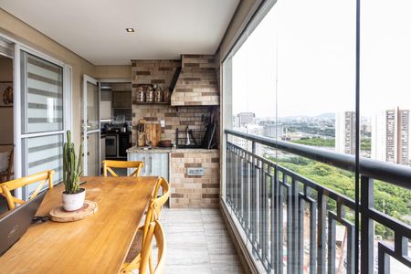 Apartamento à venda com 118m², 3 quartos e 3 vagasVaranda