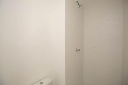 Banheiro Social de apartamento para alugar com 2 quartos, 35m² em Parque Novo Mundo, São Paulo