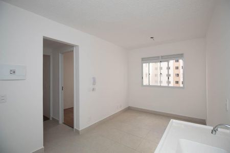 Sala/Cozinha de apartamento para alugar com 2 quartos, 35m² em Parque Novo Mundo, São Paulo