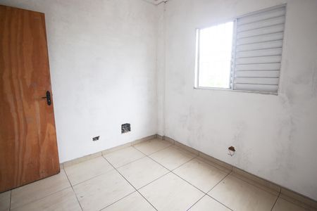 Quarto 1 de apartamento para alugar com 1 quarto, 47m² em Jardim Roberto, Taboão da Serra